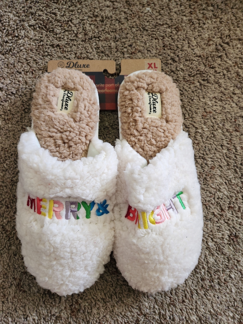 dearfoams White "Merry & Bright" Plush Slip-On Slippers For Woman Size XL(11/12)